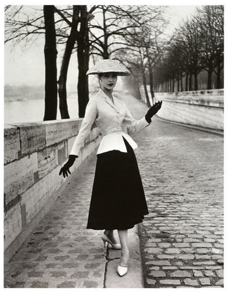 christian dior 1950s fashion|christian dior's new look 1947.